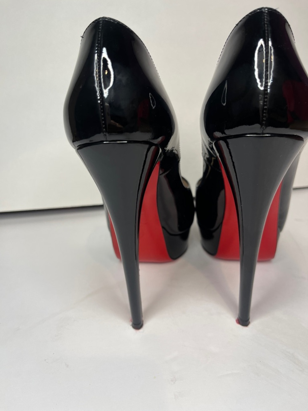 SZ 37 Christian Louboutin Black Patent Leather Peep-Toe Platform Pumps - Picture 9 of 15
